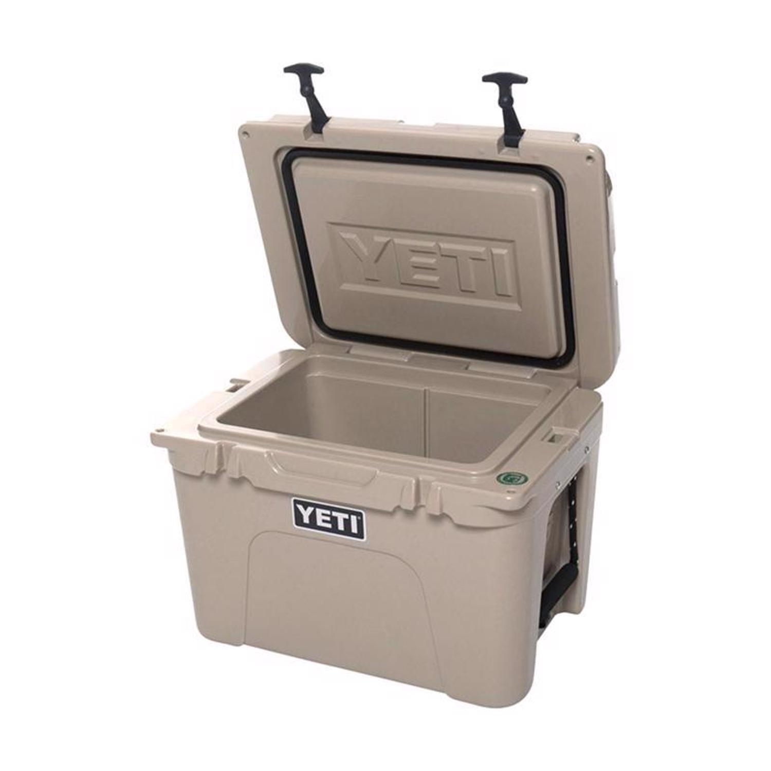 YETI Tundra 35 Desert Tan 24 qt Hard Cooler