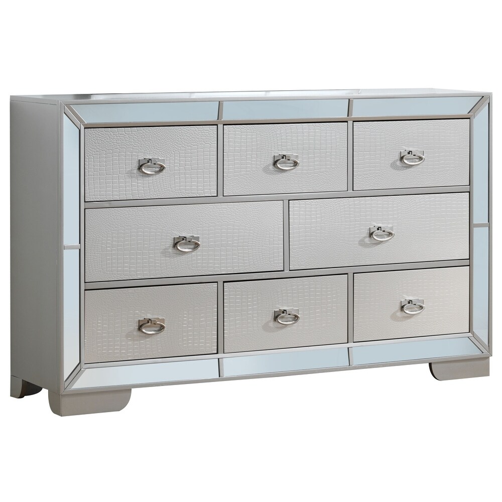 Holly Hills 8 drawer Dresser