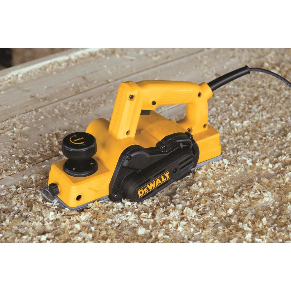 D26676 DEWALT 5.5 Amp 2-Blade Planer ;