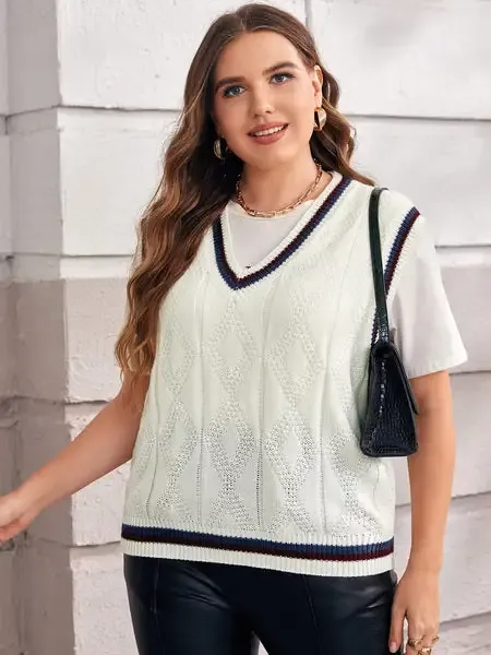 Plus Contrast Striped Sweater Vest - BGLCLOTH