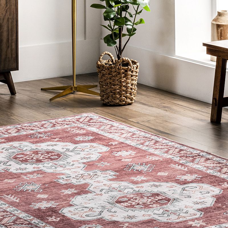 nuLoom Norma Machine Washable Traditional Medallion Area Rug