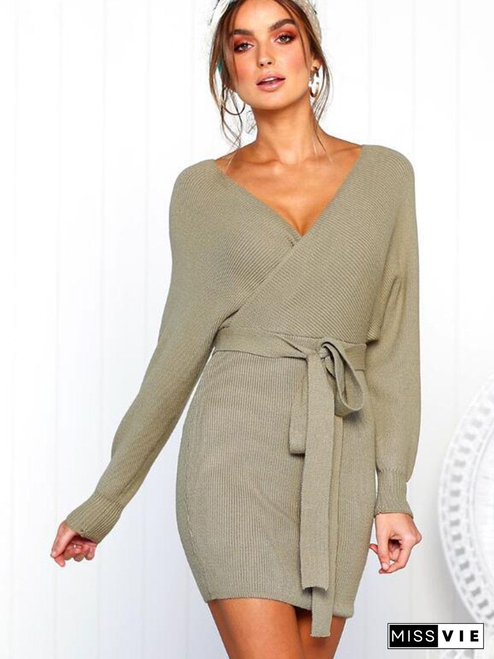 V-Neck Knit Waist Belt Long Sleeves Sweater Dress