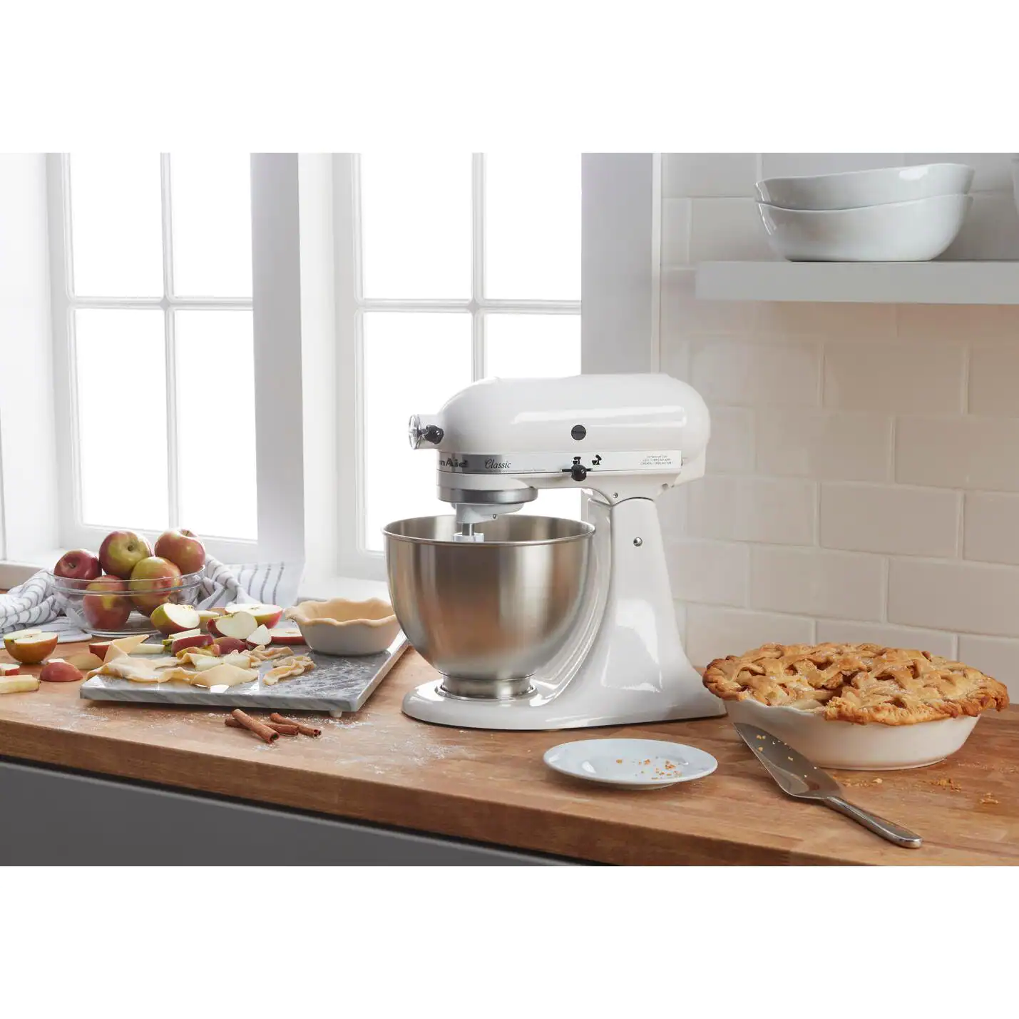 KitchenAid K45SSWH Classic Series 4.5 Qt. 10-Speed White Stand Mixer with Tilt-Head， White