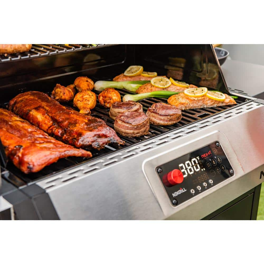 Nexgrill Neevo 720 Plus Propane Gas Digital Smart Grill in Black with Air Fryer Oven 720-1055