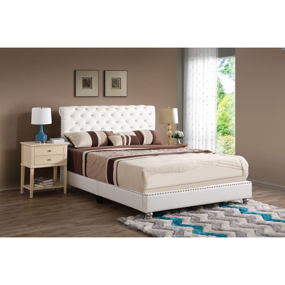 Maxx Tufted Upholstered Queen Panel Bed