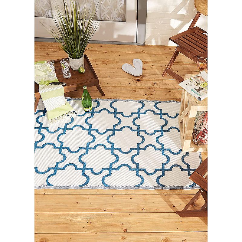 DII Design Imports Indoor Outdoor 3 x 6 Foot Reversible Lattice Woven Rug， Blue