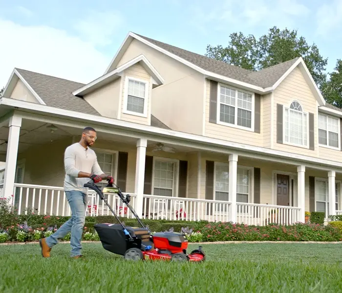 Toro 60-Volt 6.0Ah 22 inch Recycler Lawn Mower with Battery/Charger