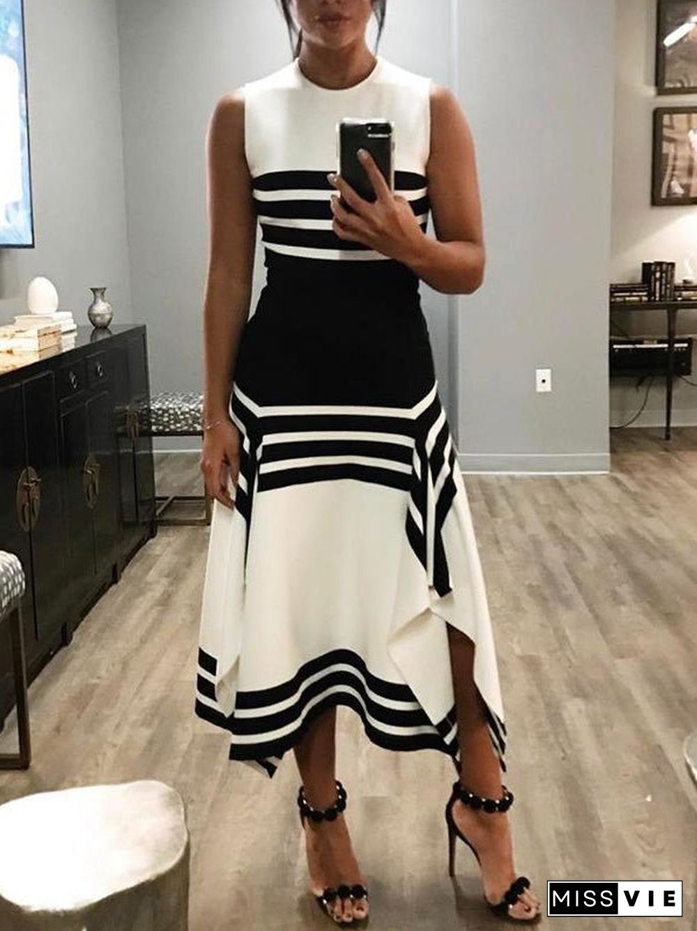 Women'S Dresses Sleeveless Crewneck Striped Dress