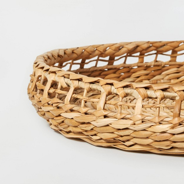 Natural Woven Decorative Tray With Magnolia