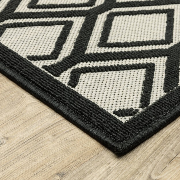 Trinity Textured Diamond Lattice Patio Area Rug Beige black Captiv8e Designs