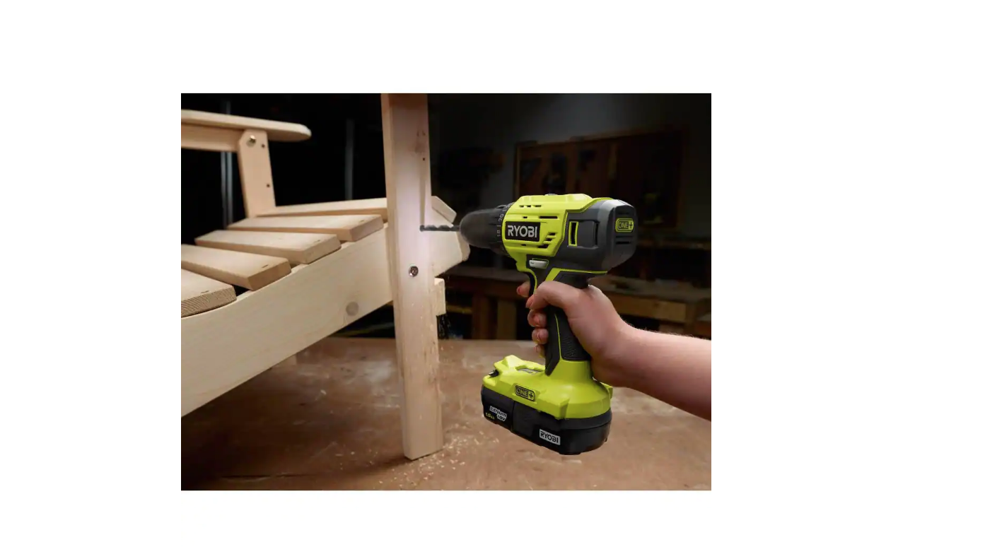 RYOBI PCK101KN ONE+ 18V Lithium-ion Cordless 3-Tool Combo Kit with (1) 4.0 Ah Battery， (1) 1.5 Ah Battery， Charger， and Bag