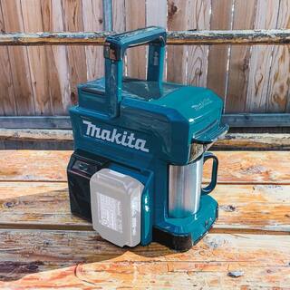 Makita 3-Cup 18-Volt LXT12-Volt MAX CXT Lithium-Ion Teal Cordless Coffee Maker (Tool Only) DCM501Z