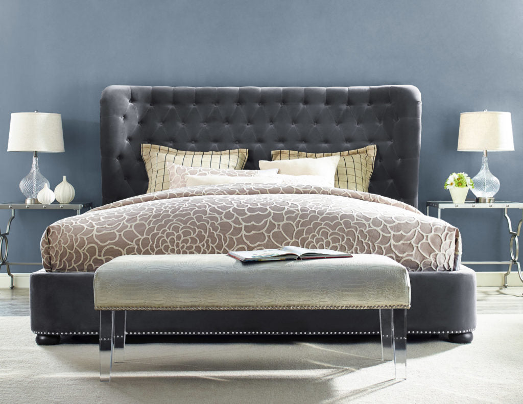 Finley Velvet Bed in Queen