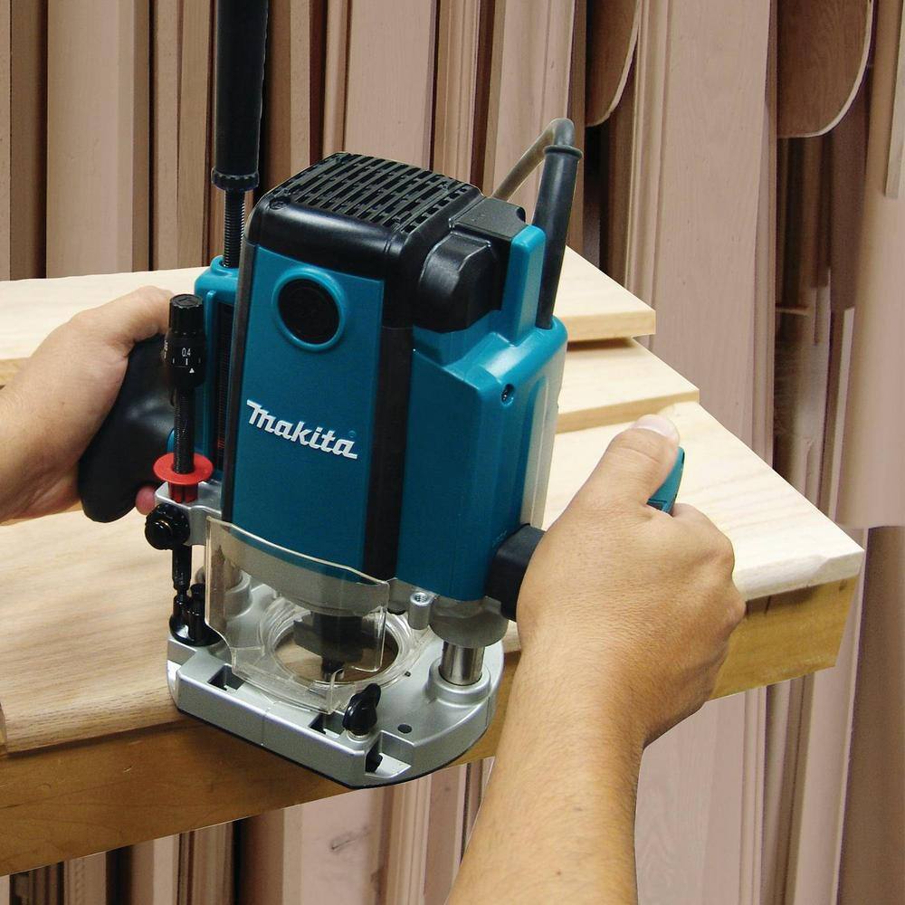 Makita 15-Amp 3-14 HP Corded Plunge Router RP1800