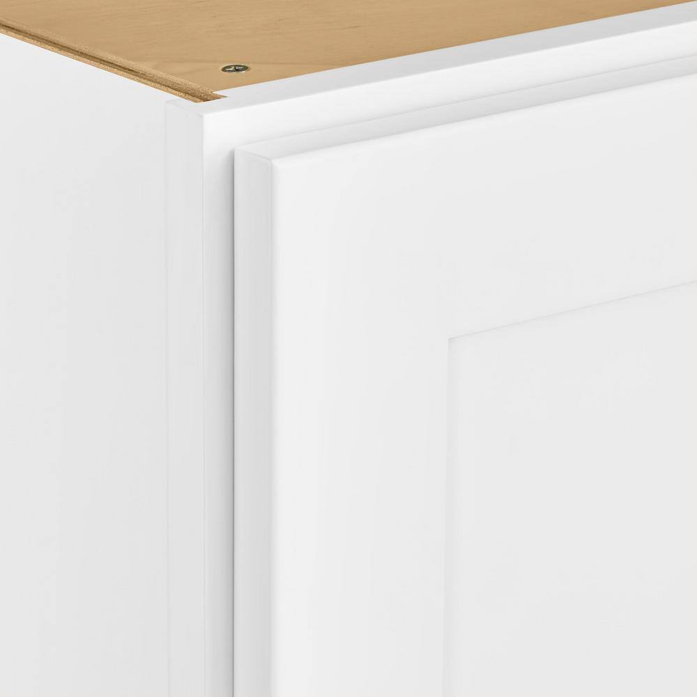 Hampton Bay Avondale Shaker Alpine White Ready to Assemble Plywood 30 in Wall Kitchen Cabinet (30 in W x 30 in H x 12 in D) W3030