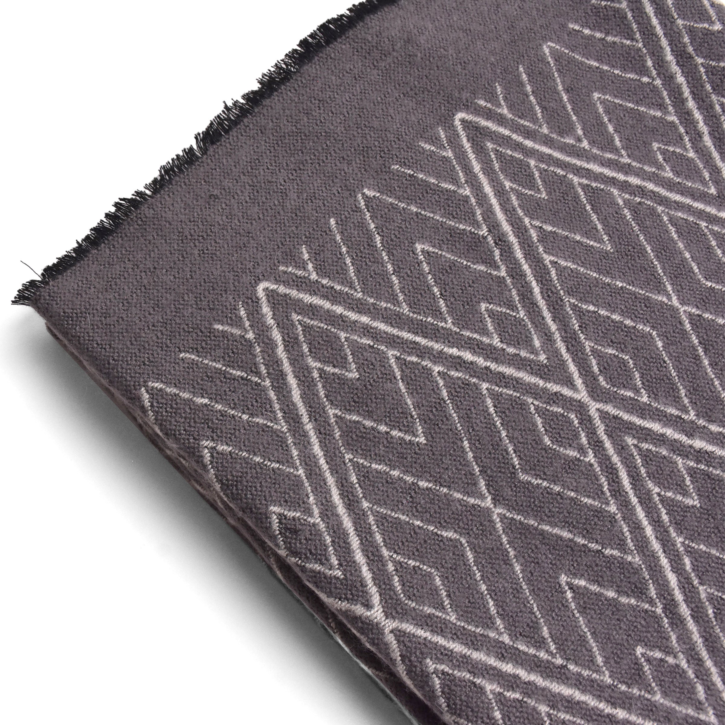 Skjf Vader Acrylic Jacquard Blanket Etb-003