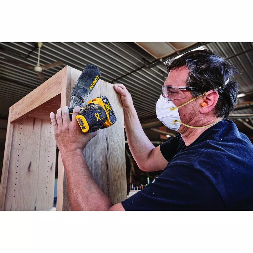 DEWALT 20-Volt MAX XR Cordless Brushless 5 in. Random Orbital Sander with (1) 20-Volt Battery 2.0Ah and Charger and#8211; XDC Depot