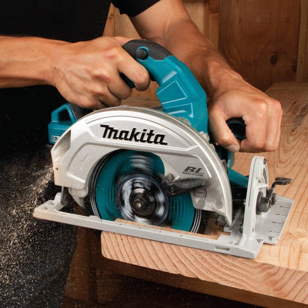 Makita 18V X2 LXT 7 1/4 in Circular Saw Cordless Kit， AWS Capable XSH07PTU from Makita