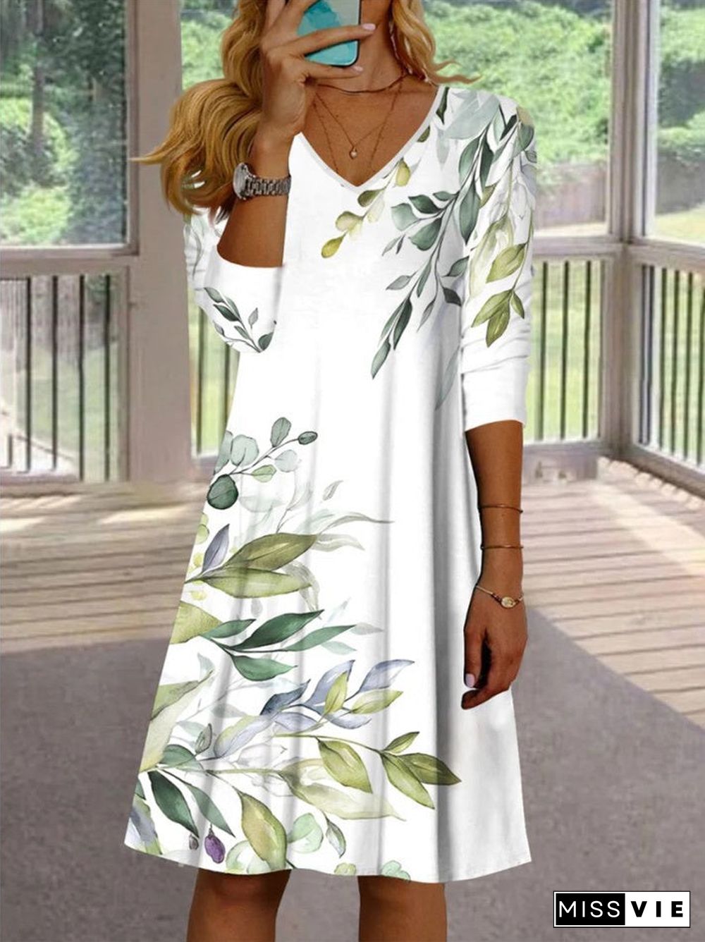 Women Long Sleeve V-neck Floral Printed Gradient Midi Dress