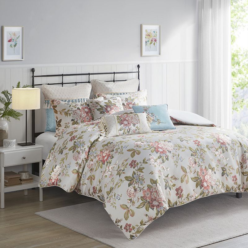 Madison Park Signature Carolyn Oversized and Overfilled Jacquard Floral Comforter Set with Throw Pillows