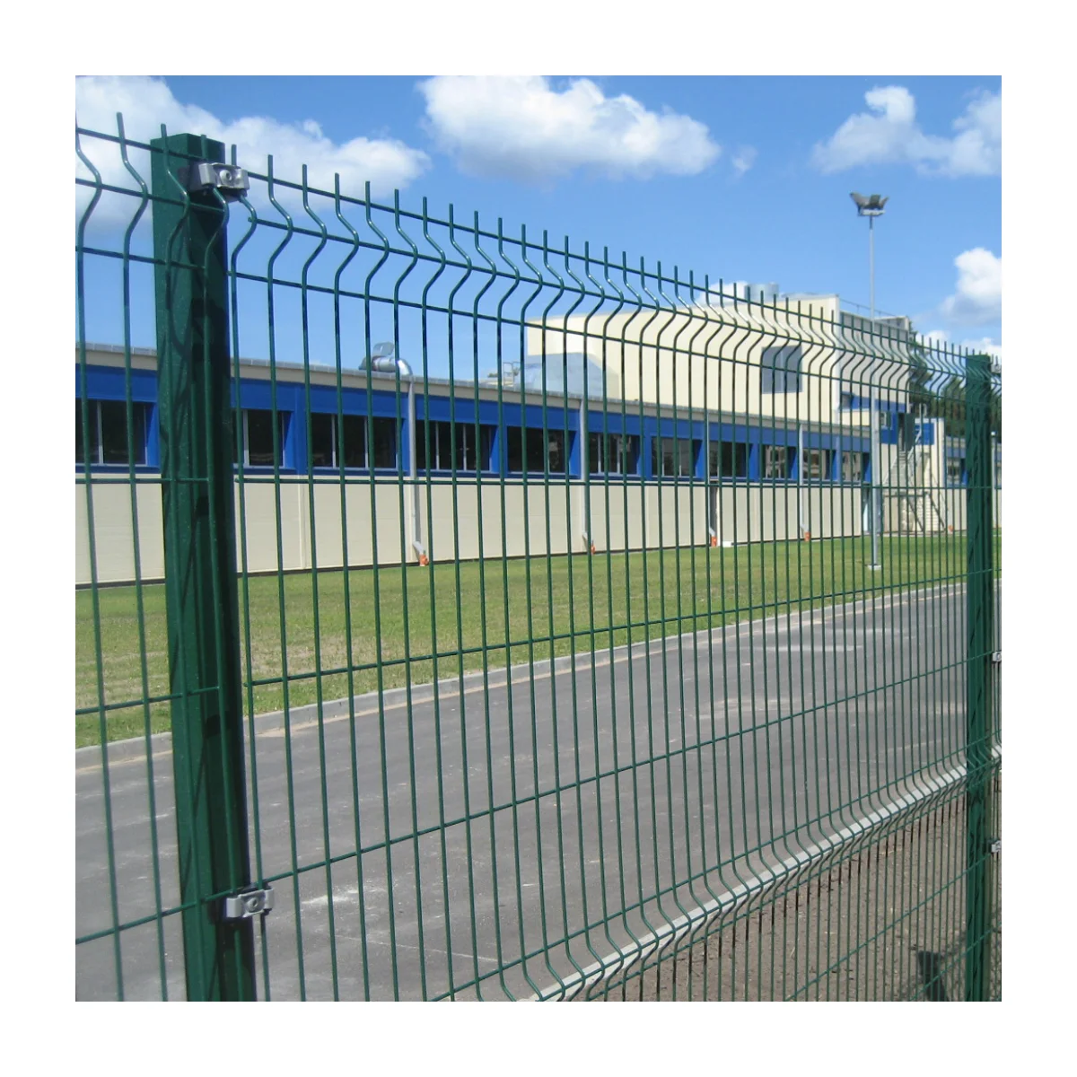 Welded Mesh Fence Metal Garden Fence  3D Curved  Panel Factory Supply Directly in US UK