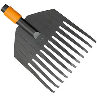 Fiskars QuikFit Shrub Rake Interchangeable 8.5 in. Head Attachment 330350-1001