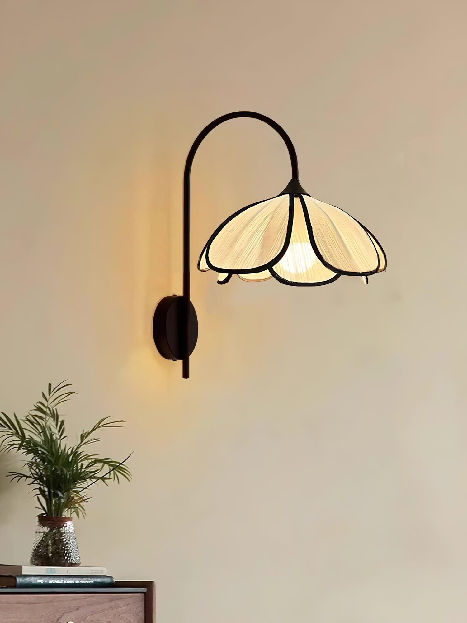 Burnt Petal Wall Lamp