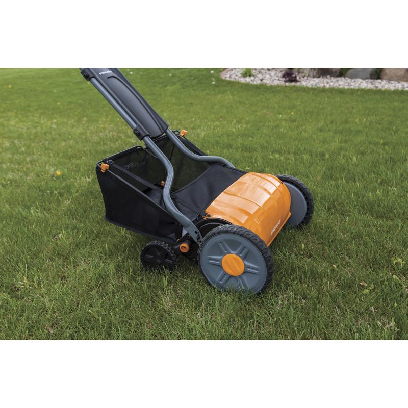 REEL MOWER 17