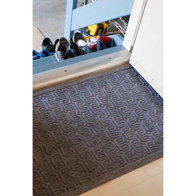 X 2 x27 9 quot Geometric Indoor outdoor Doormat Gray Entryways