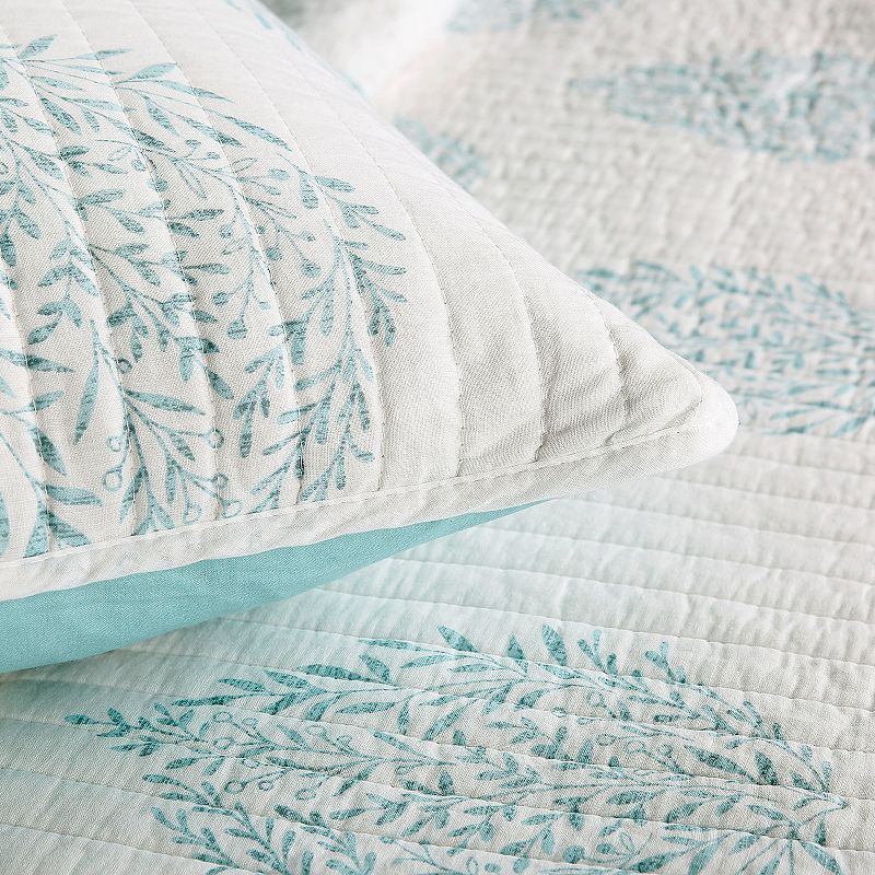 Lush Decor Teardrop Leaf Quilt Set