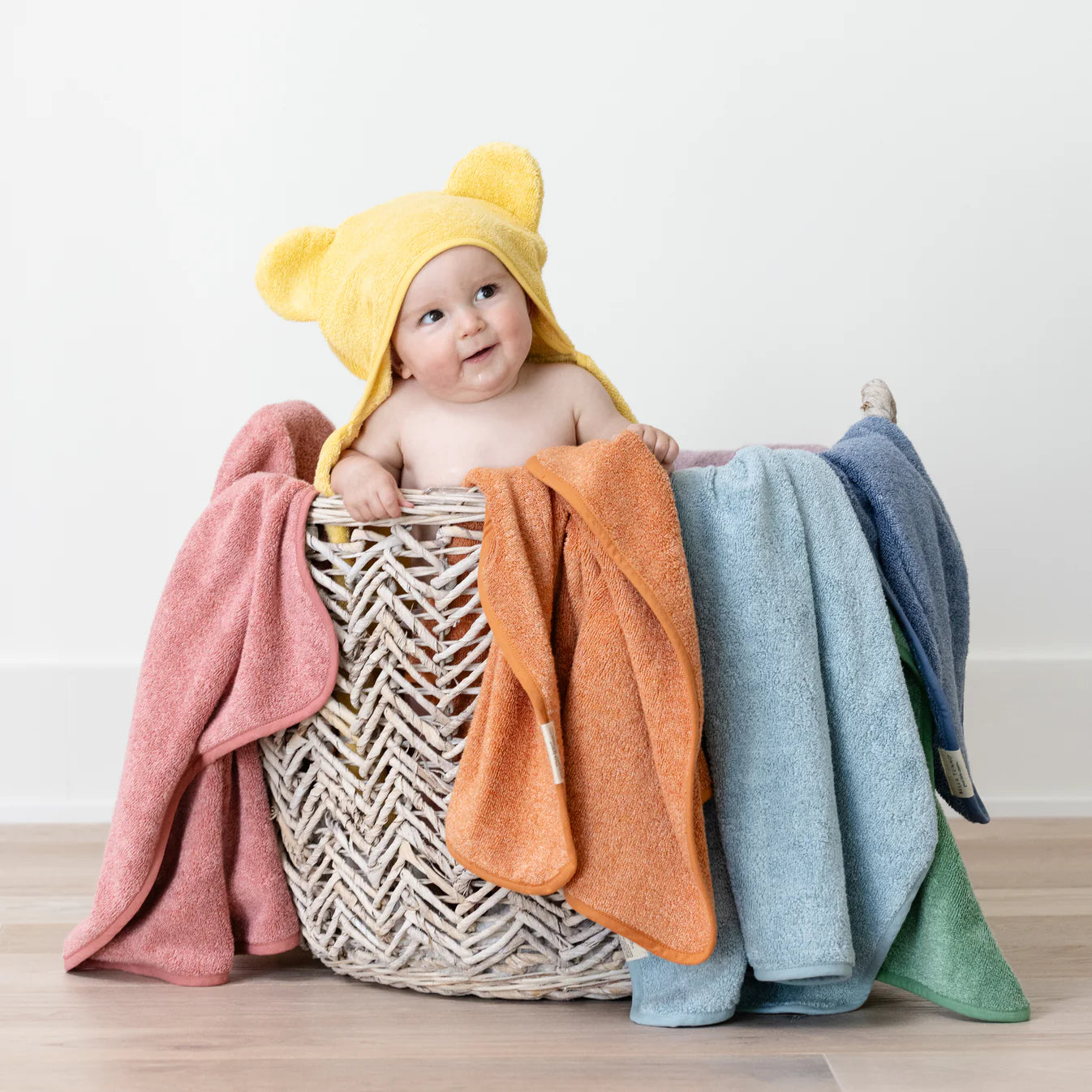 Hooded Towel Wash Mitt Sunshine