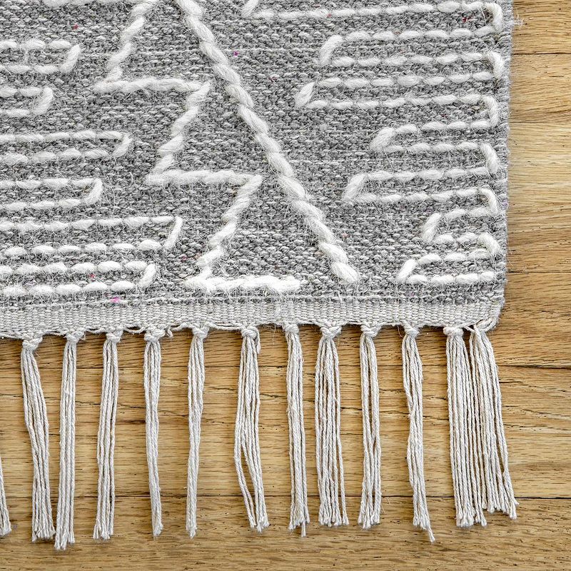 nuLOOM Karsyn Tribal Trellis Area Rug