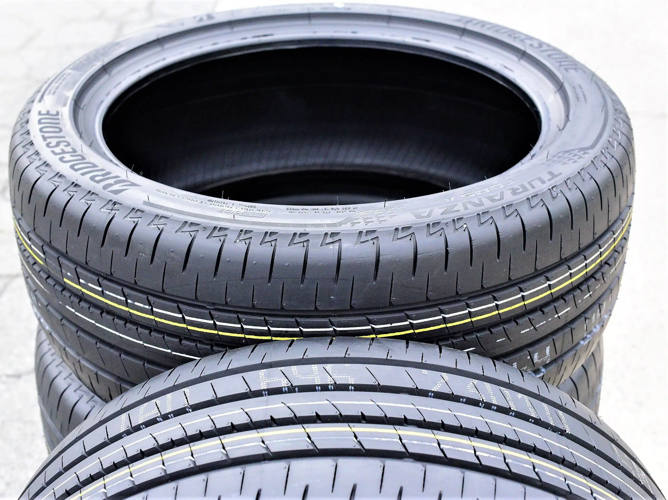 235/40R19 Bridgestone Turanza T005 92V Tire Tire