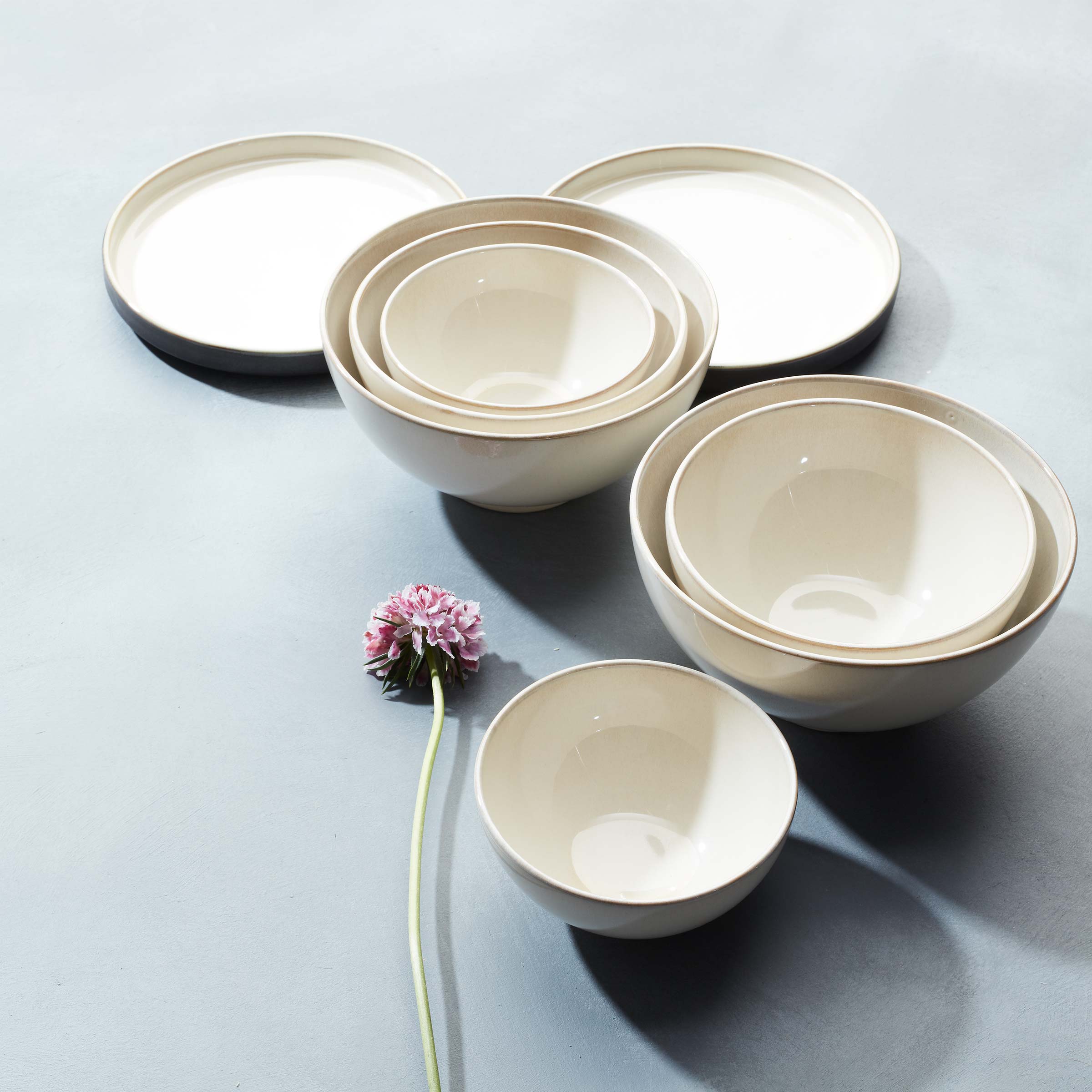 Luna Nesting Dinnerware Set