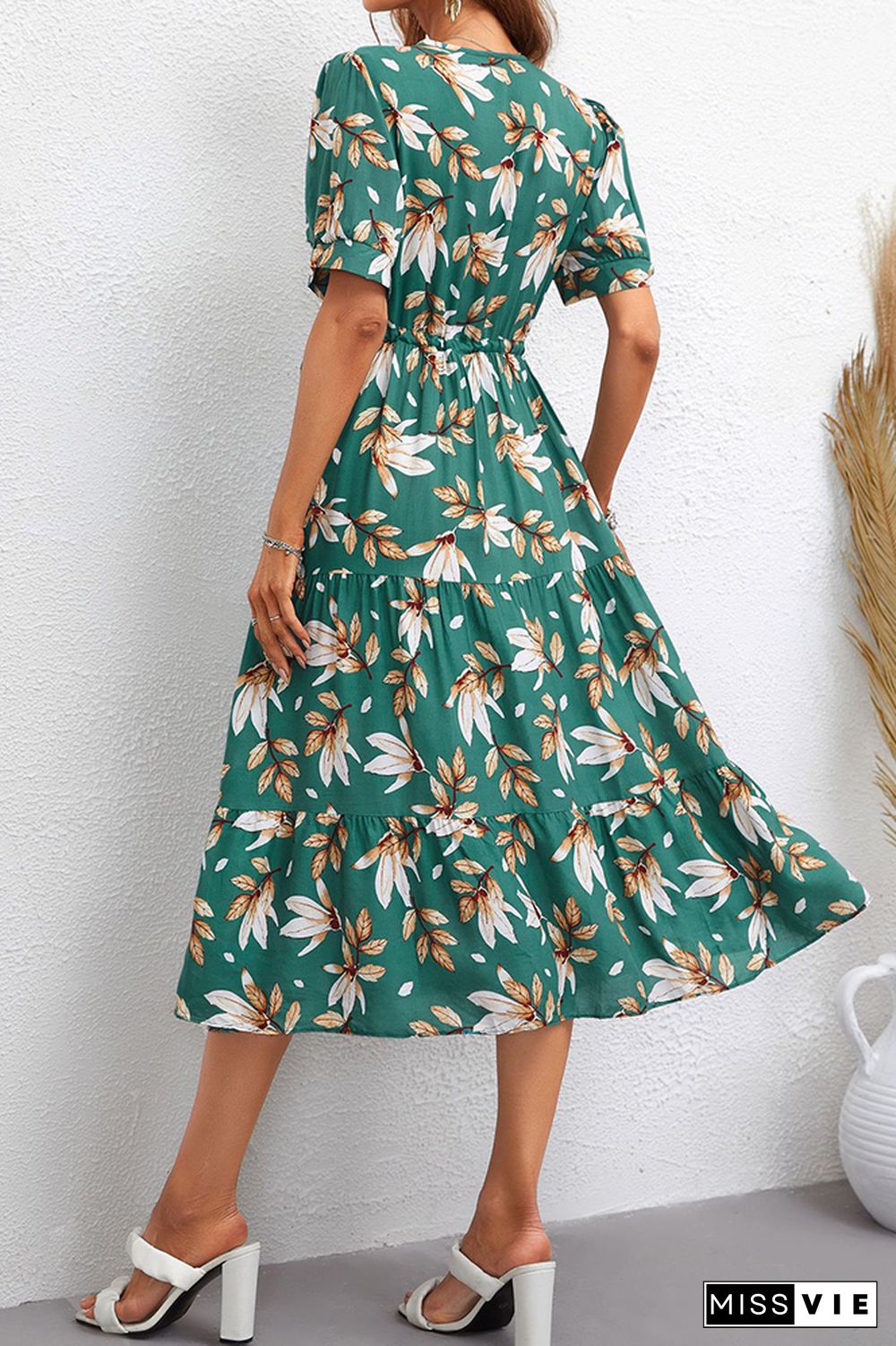 Turndown Collor Short Sleeve Elastic Waist Tiered Printing Dress