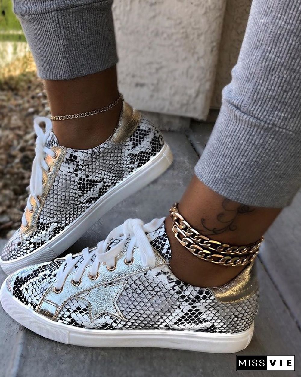 Snakeskin Star Design Lace-Up Sneakers