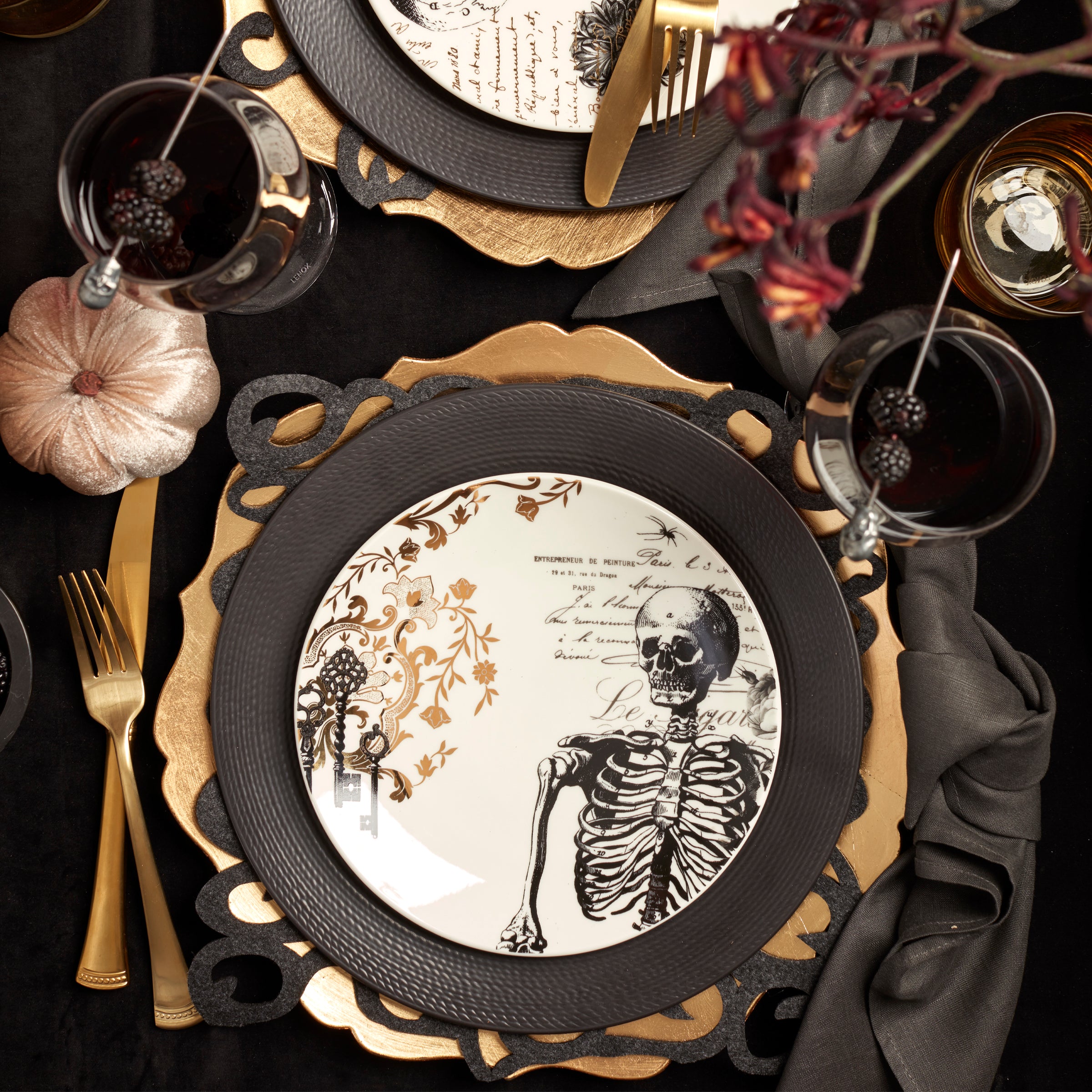 LX Collective Black Dinner Plates, Set of 4