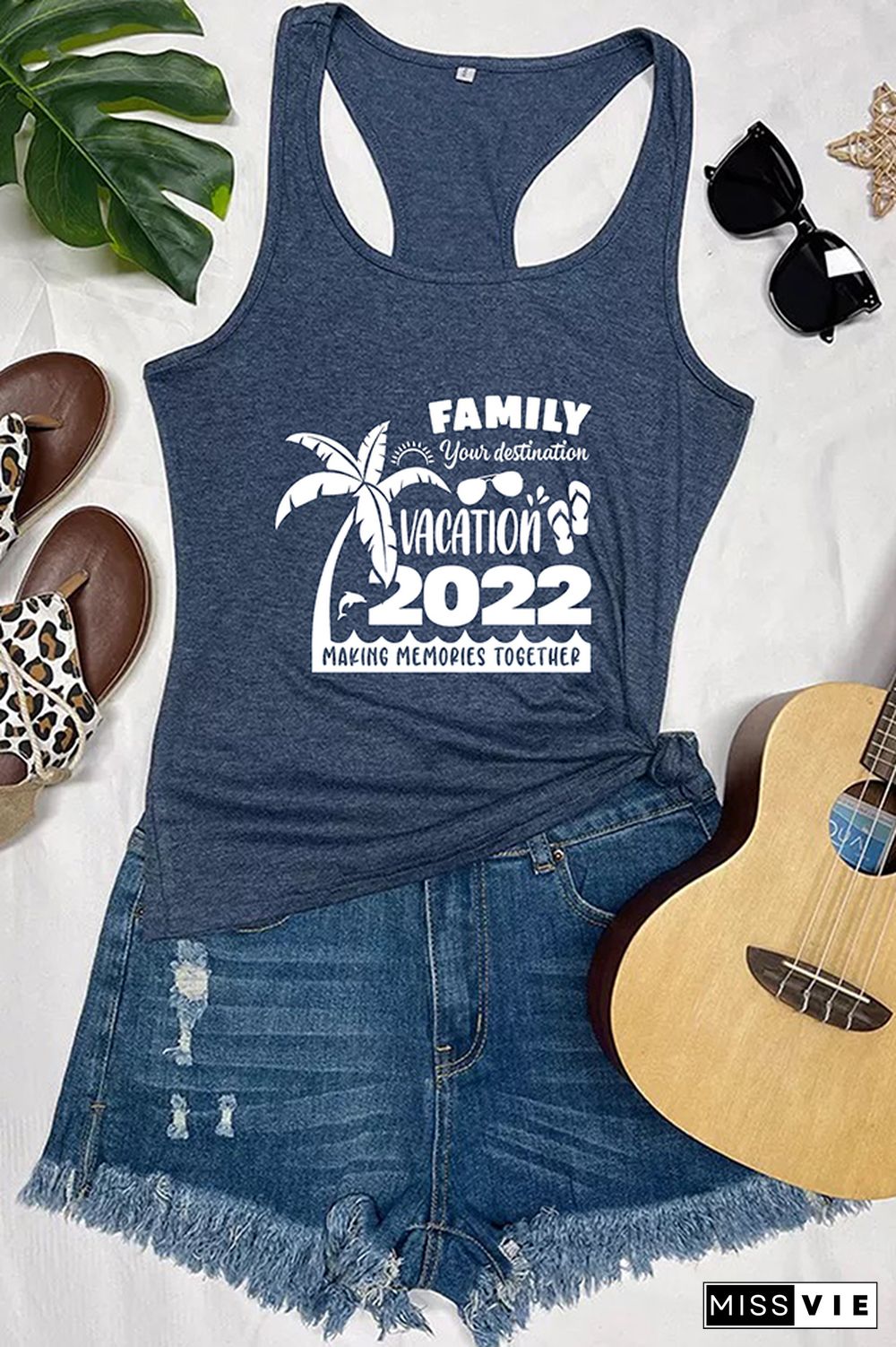 Family Vacation 2022 Graphic Tank Top Wholesale