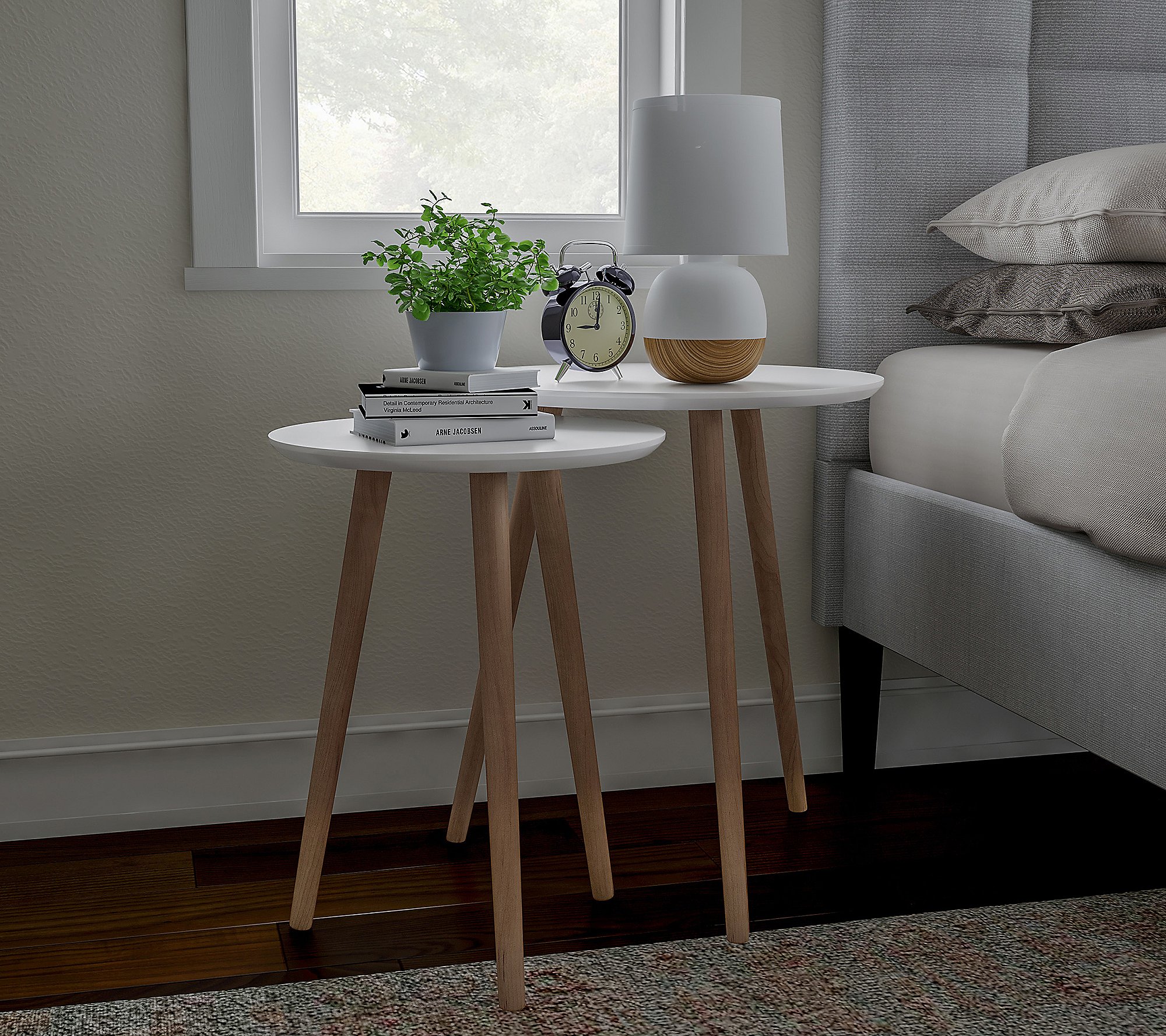 Lavish Home Pair Nesting Accent Tables with Circle Top