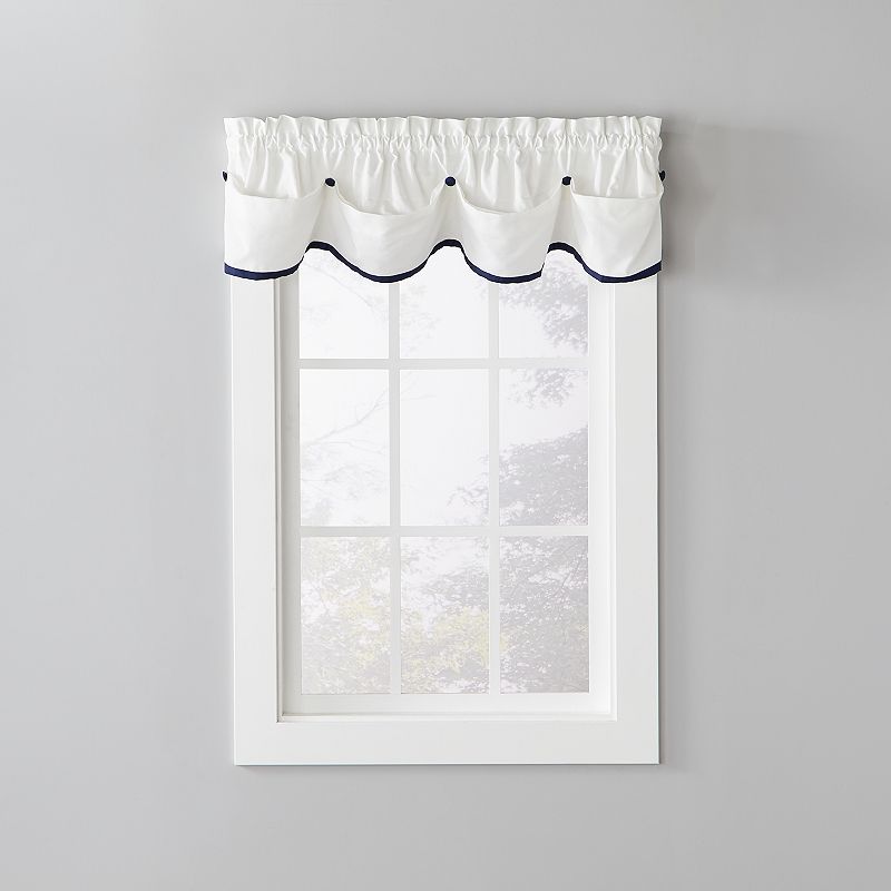 Saturday Knight， Ltd. Manor Valance