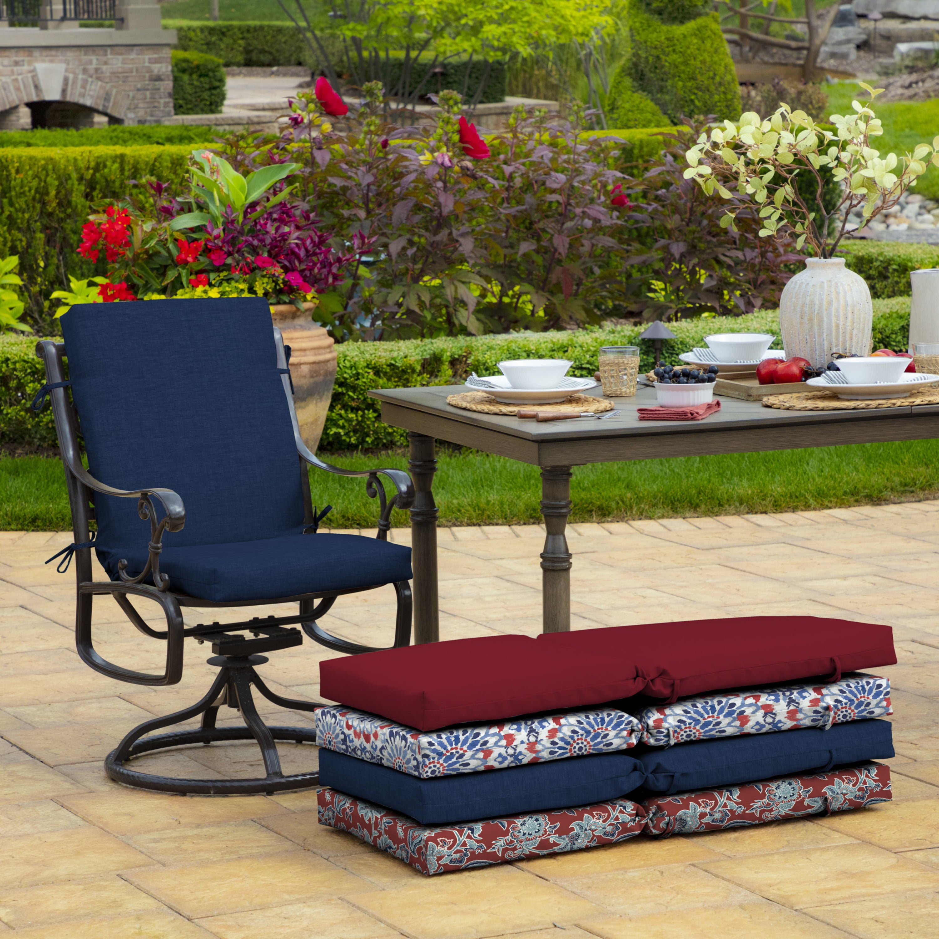 Arden Selections Outdoor Dining Chair Cushion 20 x 20， Sapphire Blue Leala