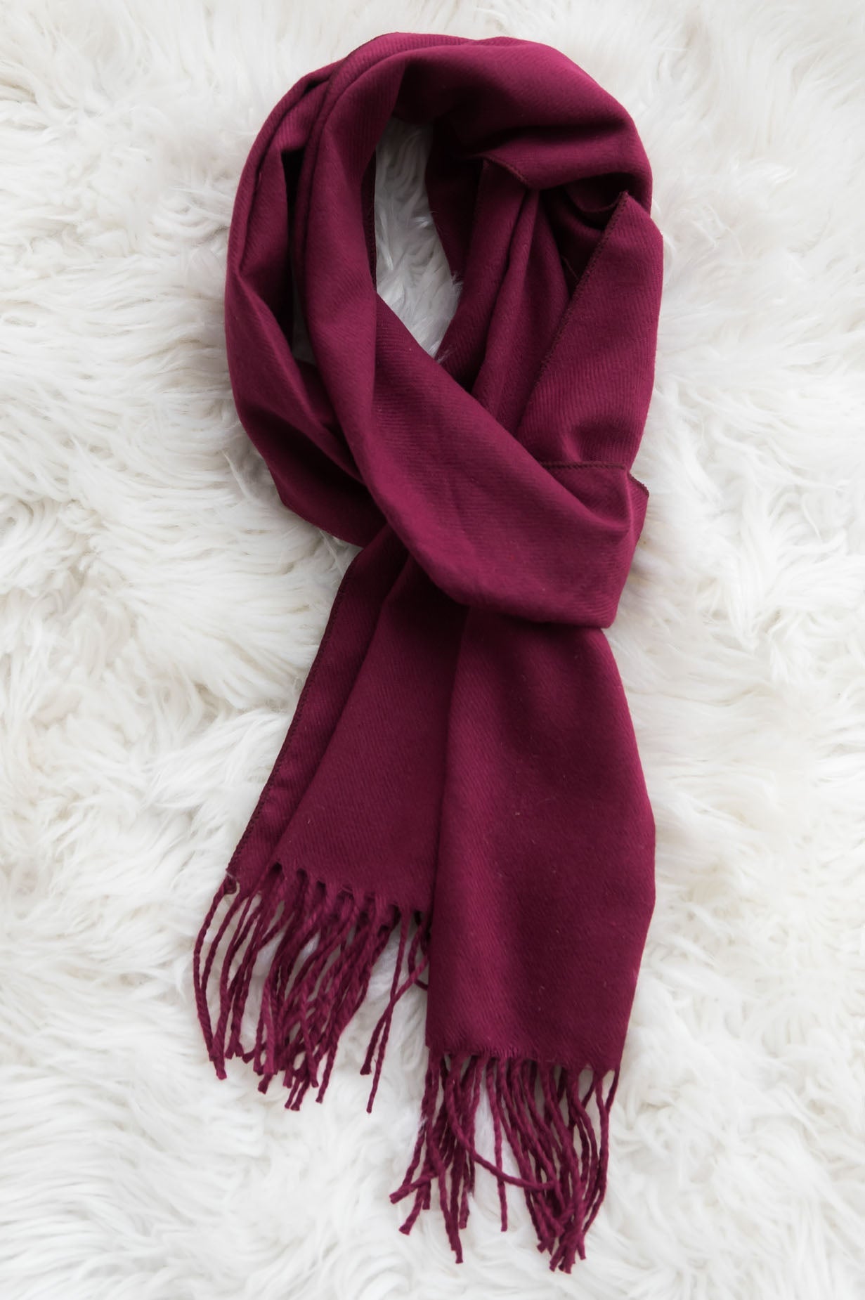 Cozy & Stylish Fringed Edge Scarf