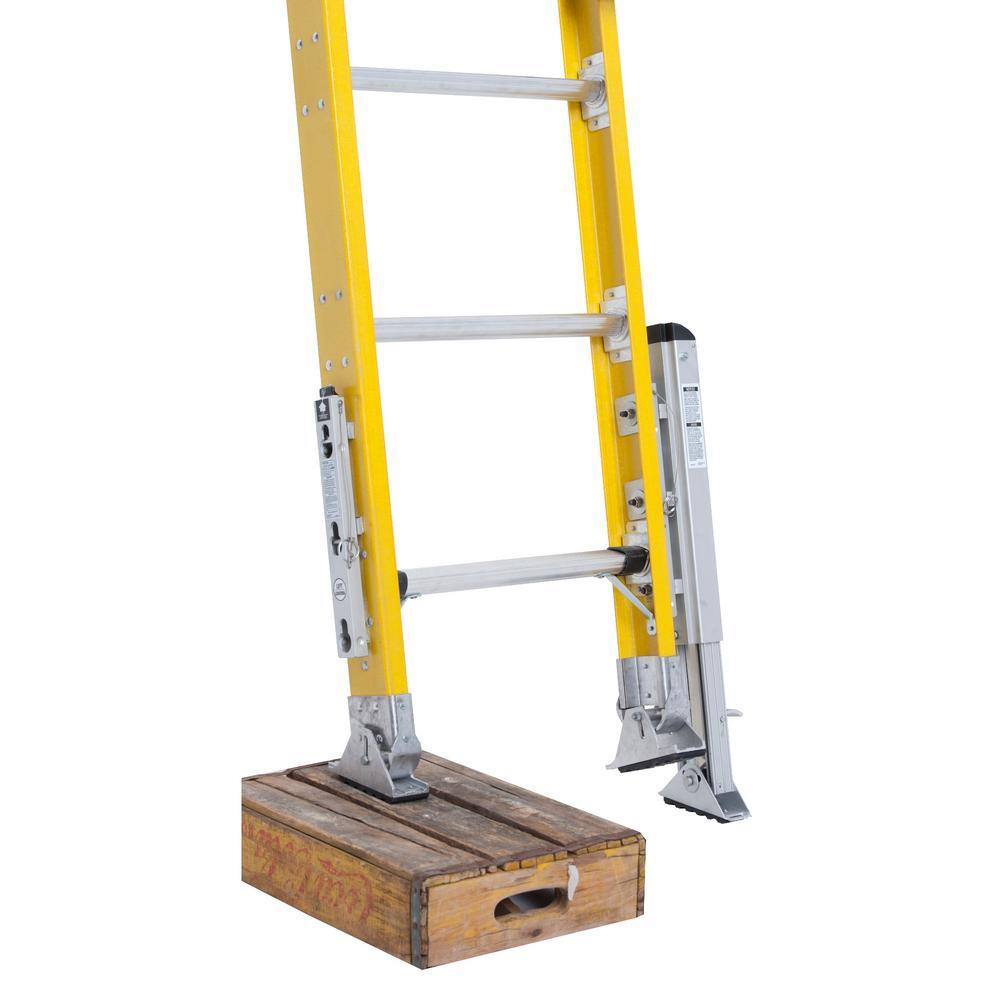 Werner 28 ft. Fiberglass D-Rung Extension Ladder with 375 lbs. Load Capacity Type IAA Duty Rating D7128-2