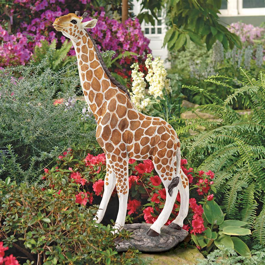 Design Toscano 36" Gerard the Giraffe Sculpture Garden Statue