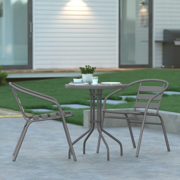 Emma And Oliver 23 75 x27 x27 Round Glass Top Metal Table With 2 Aluminum Slat Stack Chairs