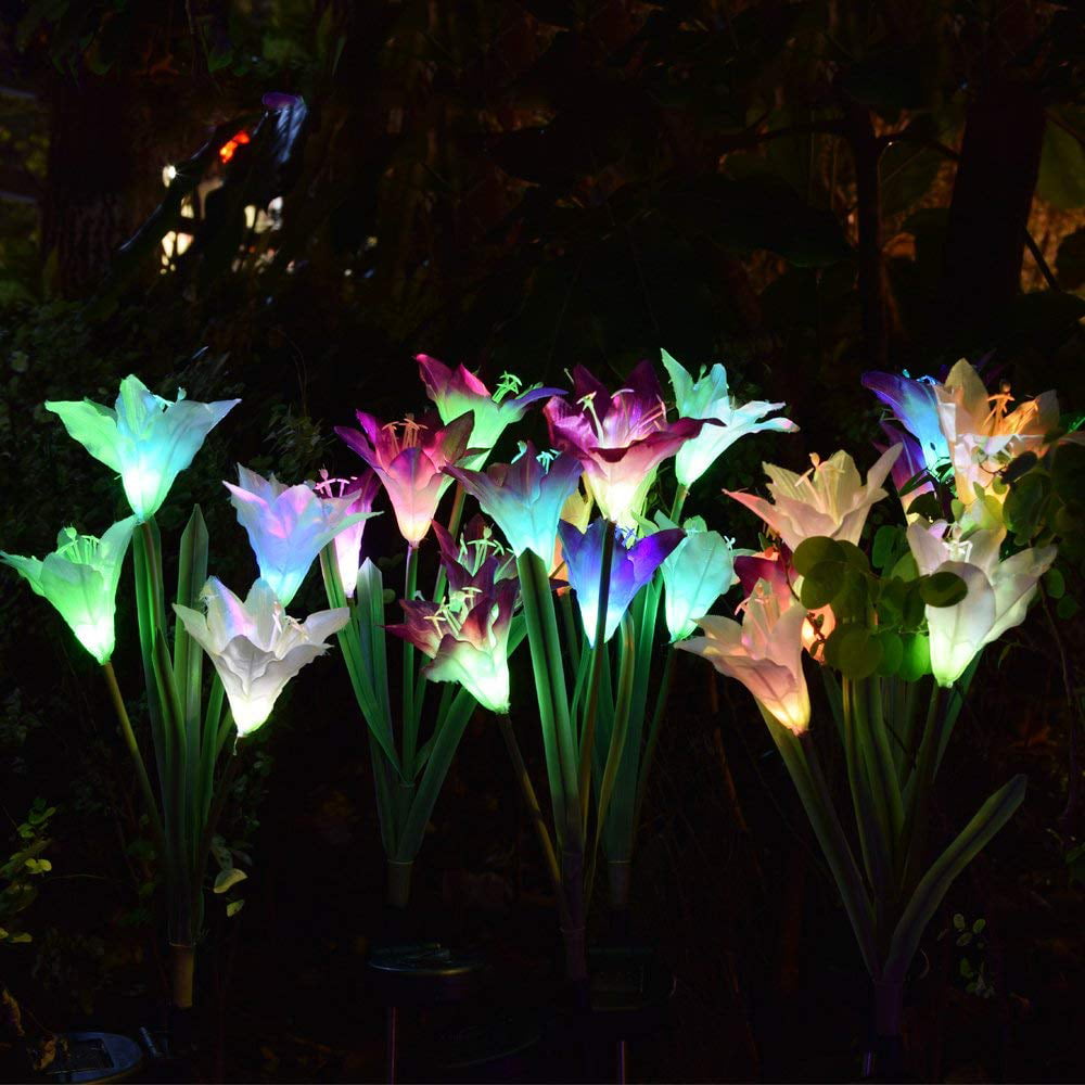 2 Pack Outdoor Solar Garden Stake Lights - Coolmade Solar Powered Lights with 8 Lily Flower， Multi-color Changing LED Solar Stake Lights for Garden， Patio， Backyard (Purple and White)