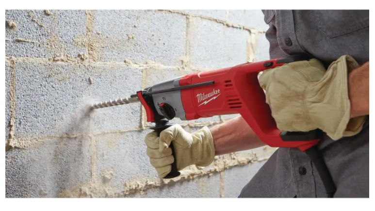 Milwaukee 5262-21 8 Amp Corded 1 in. SDS D-Handle Rotary Hammer