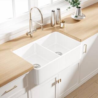 Eridanus Denbigh Crisp White Fireclay 33 in. Double Bowl Farmhouse Apron Kitchen Sink with Bottom Grid ERI-FS-106D