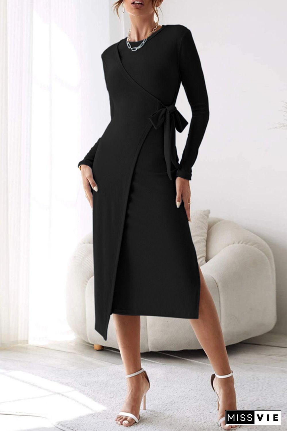 Black V Neck High Wasit Velvet Midi Dress