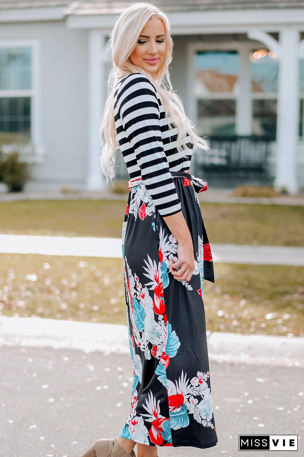 Striped Floral O-Neck Long Dress